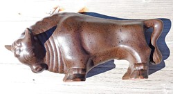 1939 Városlődi majolika bika