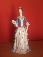 Hollóházi barokk tükörbe néző hölgy porcelán szobor