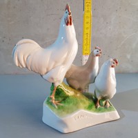 Sinkó András kakas tyúkokkal Zsolnay porcelán figura (353)