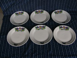 Al Alföldi porcelán virágmintás süteményes tányérok