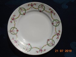 Girlandos szecessziós,dombormintás tányér 18 cm