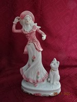 Porcelán figura, kalapos hölgy cicával, magassága 25 cm.