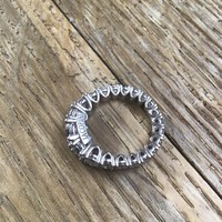 IACOPINI ezüst Design gyűrű csiszolt kristály kövekkel körben