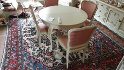 Warrings törtfehér étkezőasztal 4 székkel