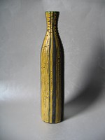 B. Várdeák I. vázája (34,5 cm)