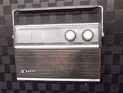 Sanyo 10G-831HU rádió