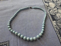 Halványkék - türkiz - régi műanyag gyöngysor nyaklánc