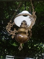 Lüszter lámpa, csillár, tejüveg búrás réz csillár, fa részekkel! Mutatós dekoratív darab! Öntöttréz 