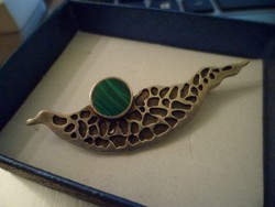 Silver brooch / malachite