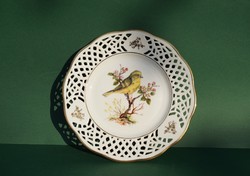 Madaras Bavaria Arabella Atelier német csipkézett porcelán dísztányér falitányér sárga pintyőke 