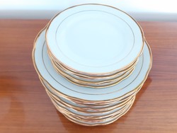 Régi porcelán étkészlet tányér 6 személyes aranyozott készlet 18 db 