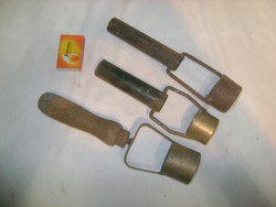 KÉT darab régi paprika csumázó, magozó eszköz - kettő réz fejjel - egyedi kézi munkák