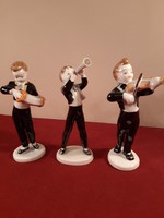 Hollóházi zenészek: hegedűs, trombitás, harmonikás porcelán figurák
