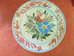 Rózsás, virágos apátfalvi porcelán fali tányér