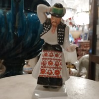Herendi figurális porcelán"  Magyar nép ruhás férfi  ". Kézzel festett. F-24