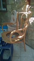 Éjjeli edényes thonet karosszék-edény nélkül, felújításra