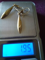 14 kar. .arany lógós fülbevaló, hibátlan 1,95 gr.5 cm  hosszú
