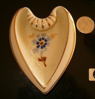 Zsolnay gyönyörű szív alakú búzavirág mintájú kis tál talán hamutál  törpéletesen szép állapotban