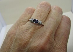 Gyönyörű  régi ezüst gyűrű valódi tiszta ametiszt kővel