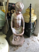 Hatalmas kisfiú kő szobor, 1 m  magas, igazi ritkaság, 35 kg.