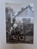 Régi motoros fotó vintage férfi fénykép Forráskúti Takarékszövetkezet