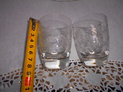 2 db Antik savmaratott csipke finomságú díszítéssel  pohár 