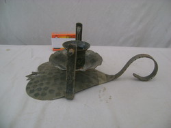 Szív alakú sétáló gyertyatartó, falra is akasztható - fém