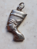 Nefertiti Egyiptomi fáraónő ezüst medál