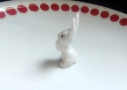Fehér porcelán mini nyuszi