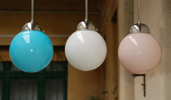 Bauhaus  -  Art deco krómozott menyezeti lámpa trió felújítva  -  kék - fehér - rózsaszín gömb búra