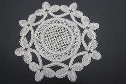 Beautiful octagonal beaten lace