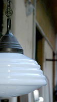 Art nouveau - Art deco réz mennyezeti lámpa - tejüveg búra