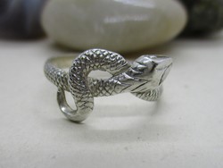Szép  régi iparművész kígyó ezüstgyűrű