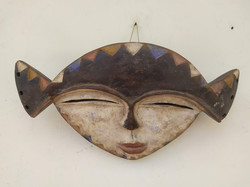 Antik afrikai afrika patinás fa maszk Pende népcsoport Kongó dob 13.