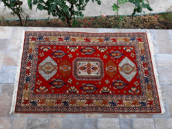 Kaukázusi-azeri kézi csomózású szőnyeg
