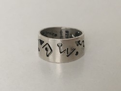 Női ezüst gyűrű áttört mintával