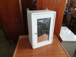 Régi vintage tükrös fa faliszekrény fali szekrémy