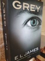 E.L.JAMES:GREY ("árnyalat-trilógia" 4. rész)
