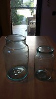 Két halvanyzöld befőttes üveg: fújt 3 l-es és öntött 1 literes