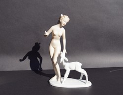 Wallendorf német porcelán akt figura őzet etető meztelen lány nagyméretű vitrin állapotú figura 