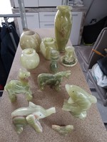 Szerpentin zöld jáde állatfigurák és vázák gyűjteménye (11db) !