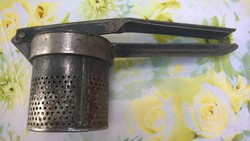 Retro Krumplitörő-burgonyatörő 50-es évek-Elnyűhetetlen db.