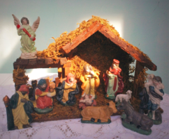Karácsonyi BETLEHEM, 11 db porcelán figurával, eredeti dobozában 