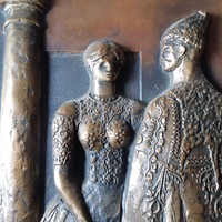 Nagy István János: Szerelmesek, bronz dombormű, relief