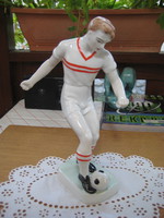 Hollóházi  focista    , szép állapot  ,28 cm 