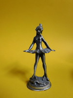 Kis balerina - szobor