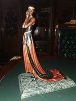 Noble lady - art deco bronze statue
