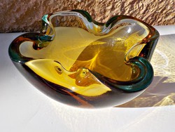 Cseh üveg kínáló v. hamutál "eozinos" színben