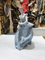 Régi csehszlovák porcelán figura 