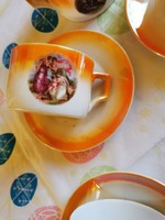 Antik Zsolnay porcelán jelenetes teás csésze alátéttel  